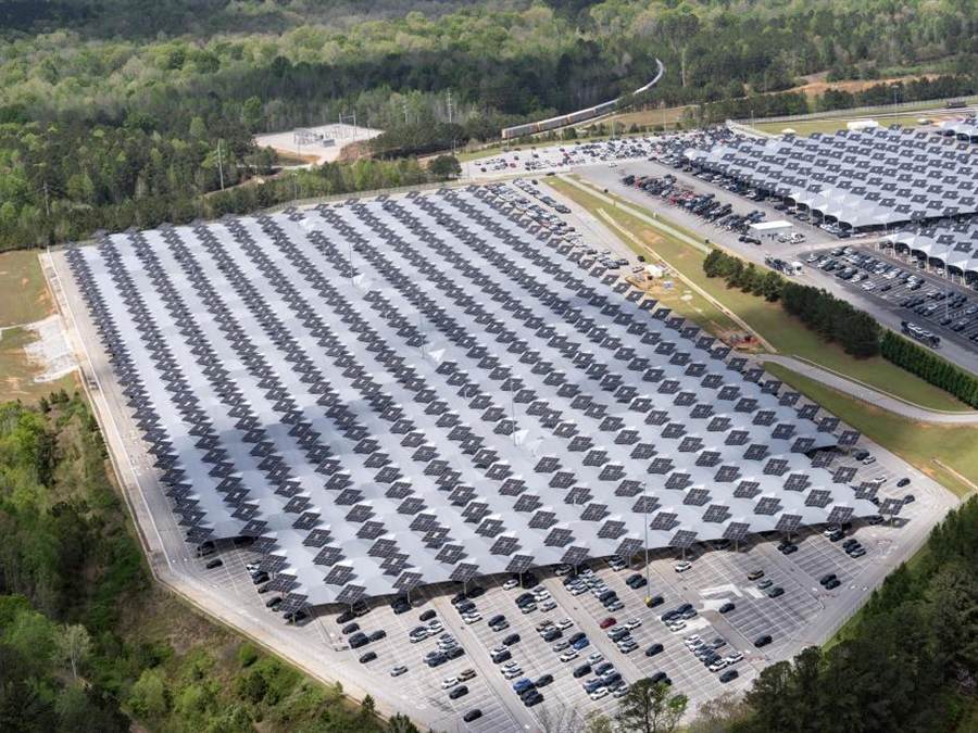 Solar canopy at the Kia Georgia campus