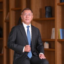 Euisun Chung Inaugurated as Chairman of Hyundai Motor Group, Opening a New Chapter in History
